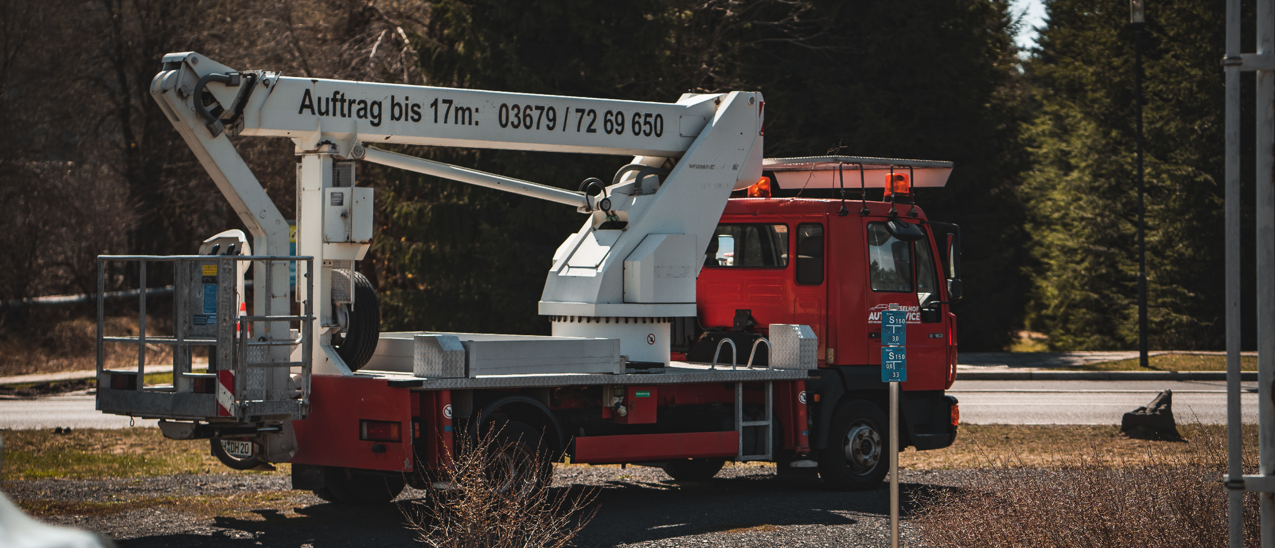 Kfz-Werkstatt, Tankstelle, Baumaschinenverleih Dieselhof am Rennsteig